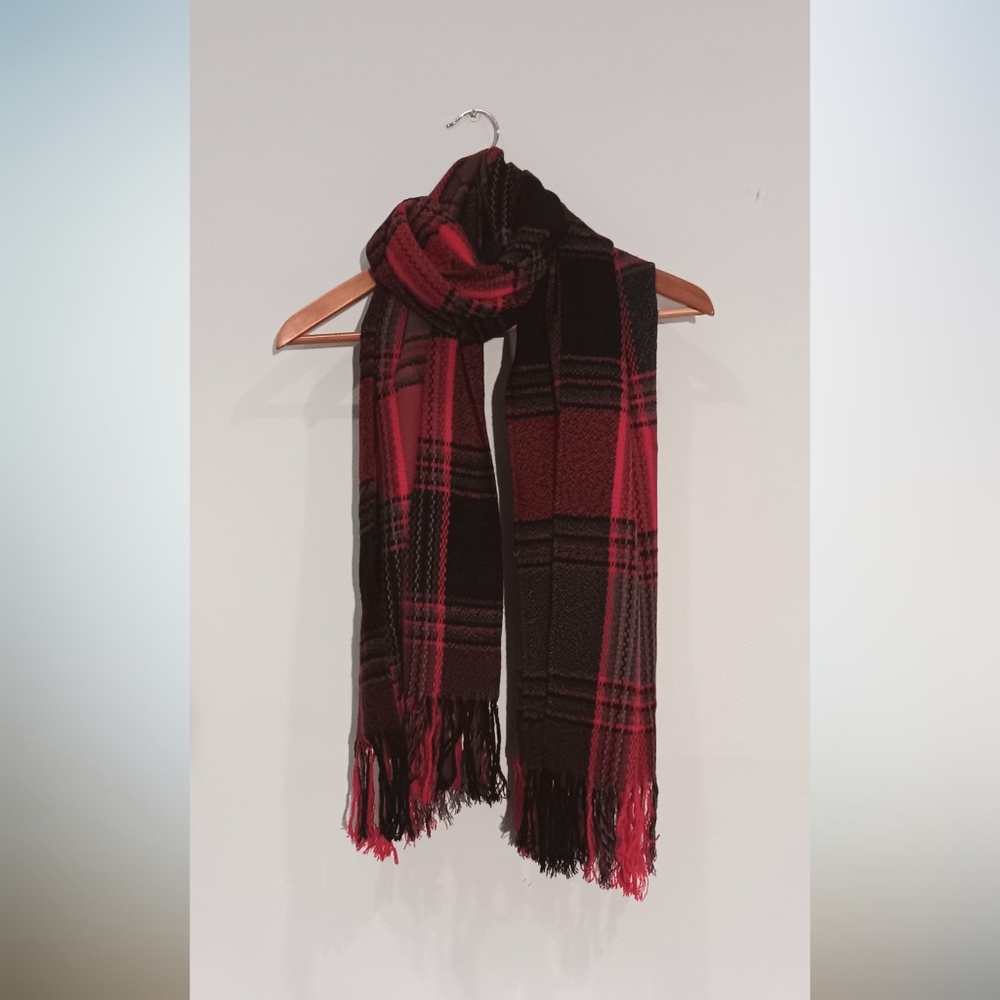 Tartan Check Plaid Scarf Fringed in Yarn Black Gray Red Burgundy OS